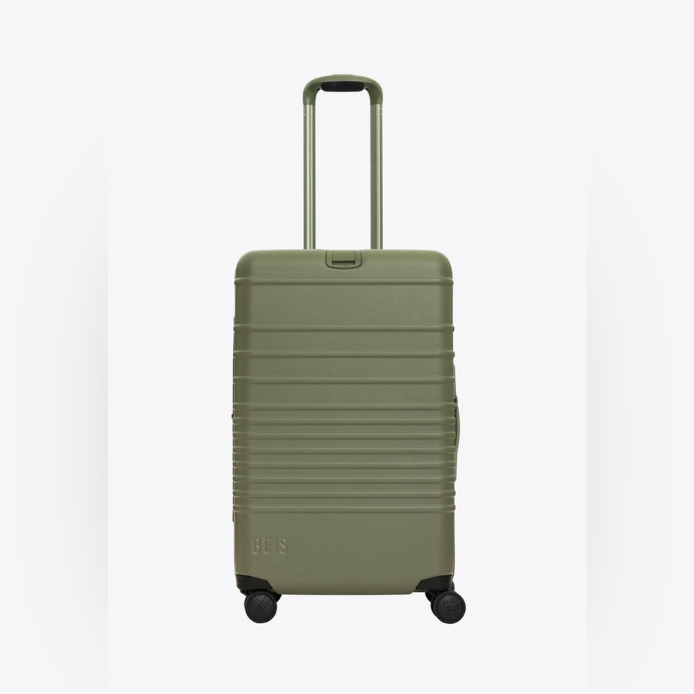 The Medium Check-In Roller in Olive